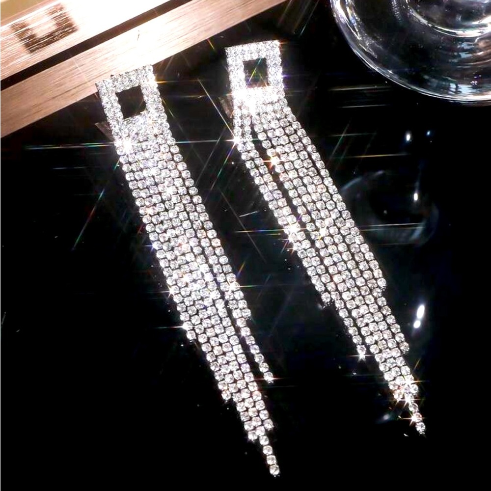 Elegant Silver Dangle Square Drop Chandelier Earrings